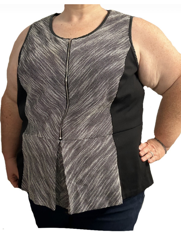 Size 3X Calvin Klein Top w/ Zipper