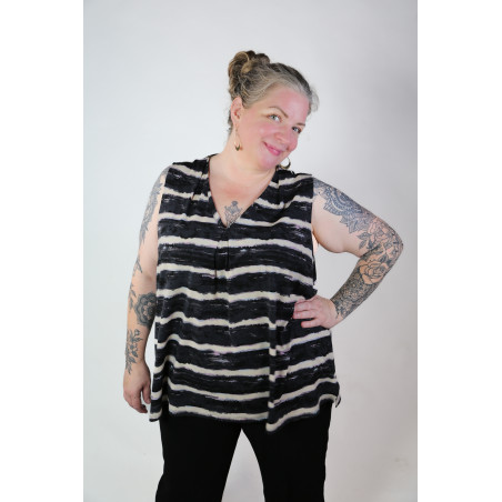Halogen Dark Grey, Cream, Lavender Striped Tank Size 2X50