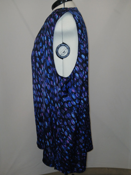 Blue Black Sejour Sleeveless Top Size 24