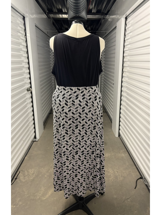 Lane Bryant Black & White Maxi Skirt Size 26/28