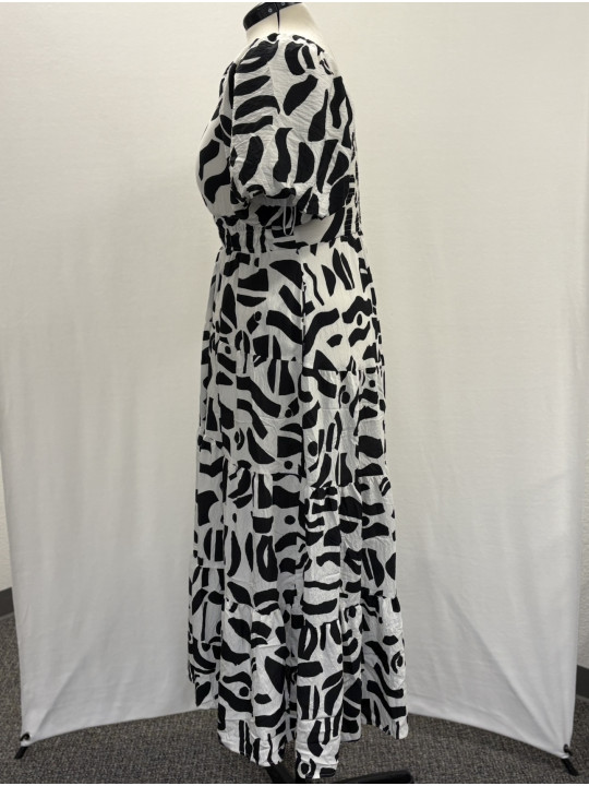 Mello Day Blk/Wht Floral Dress Size XL