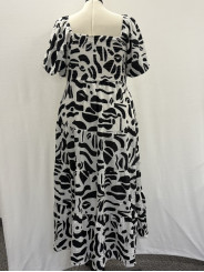 Mello Day Blk/Wht Floral Dress Size XL