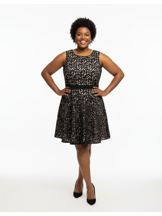 XSCAPE Cream and Black Dress Size 18