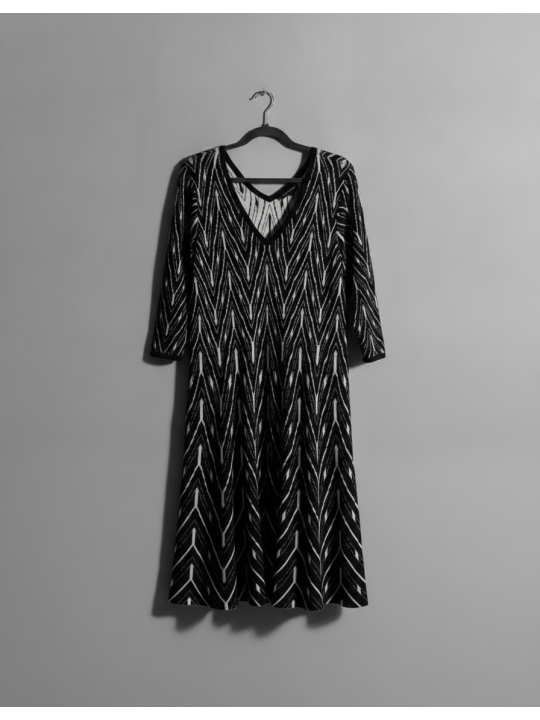 Lane Bryant Blk/Wht Knit Dress Size 22/24